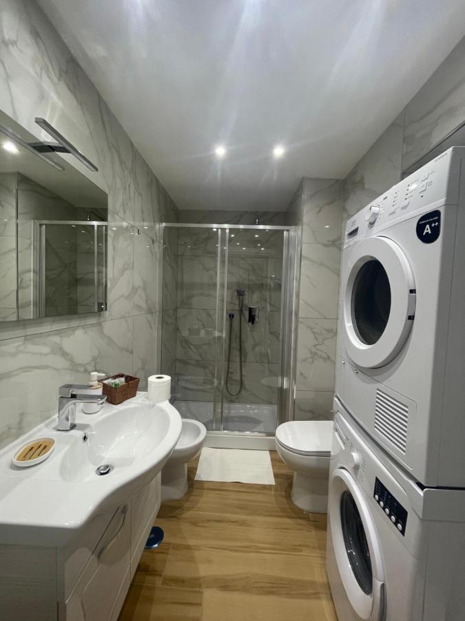 O Vascetiello Apartment Napoli Bagian luar foto