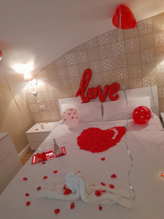 O Vascetiello Apartment Napoli Bagian luar foto