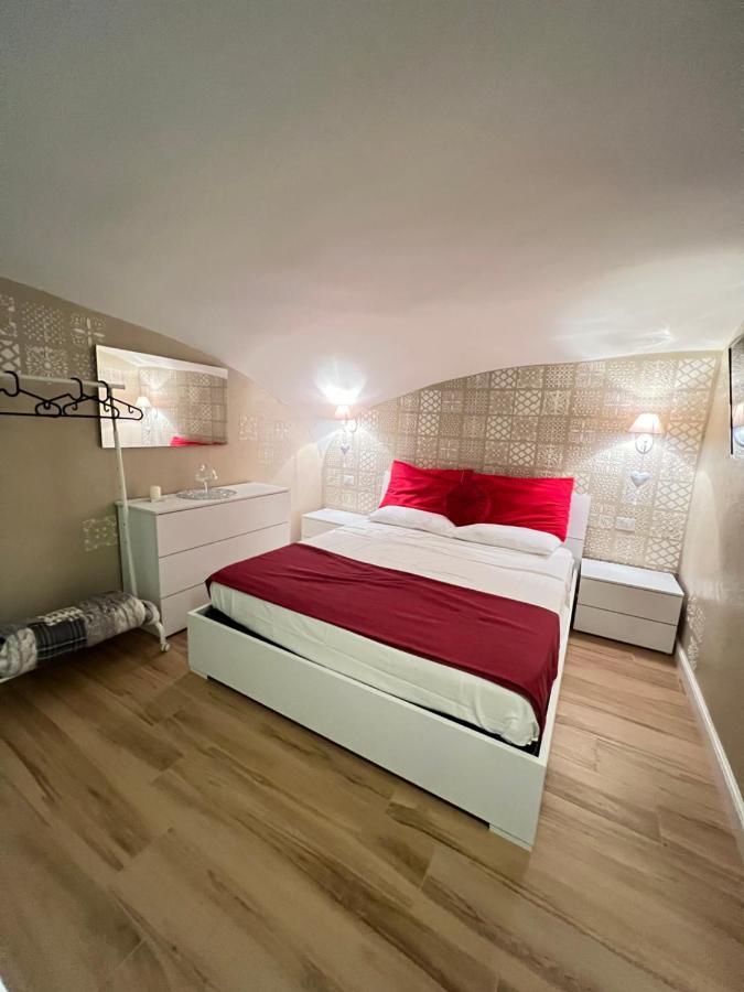 O Vascetiello Apartment Napoli Bagian luar foto