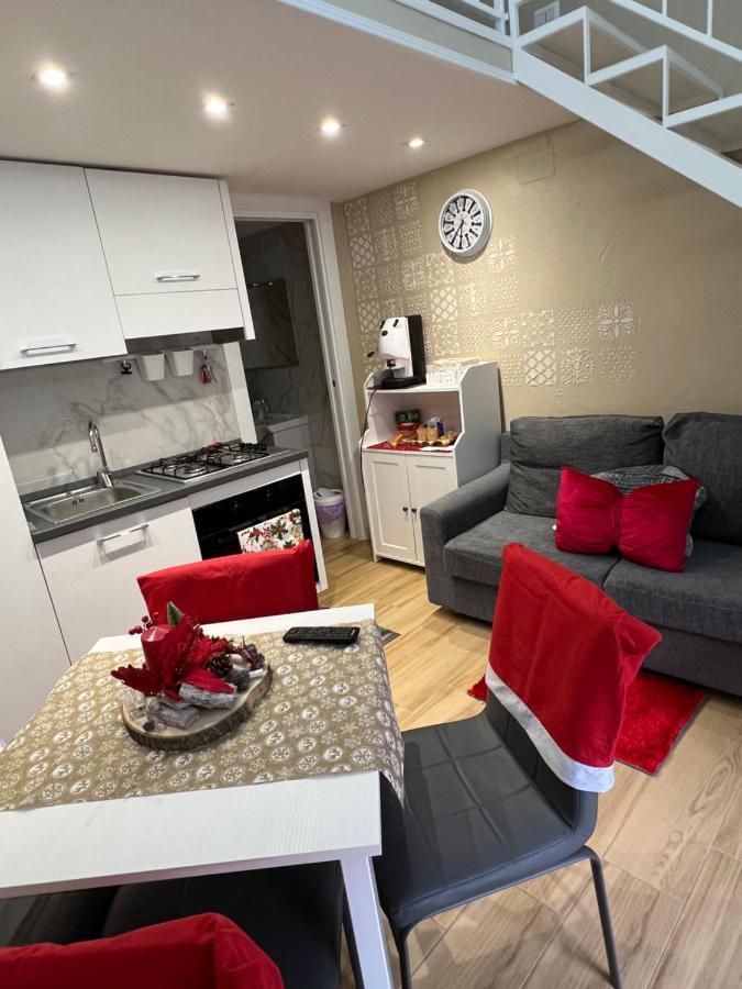 O Vascetiello Apartment Napoli Bagian luar foto